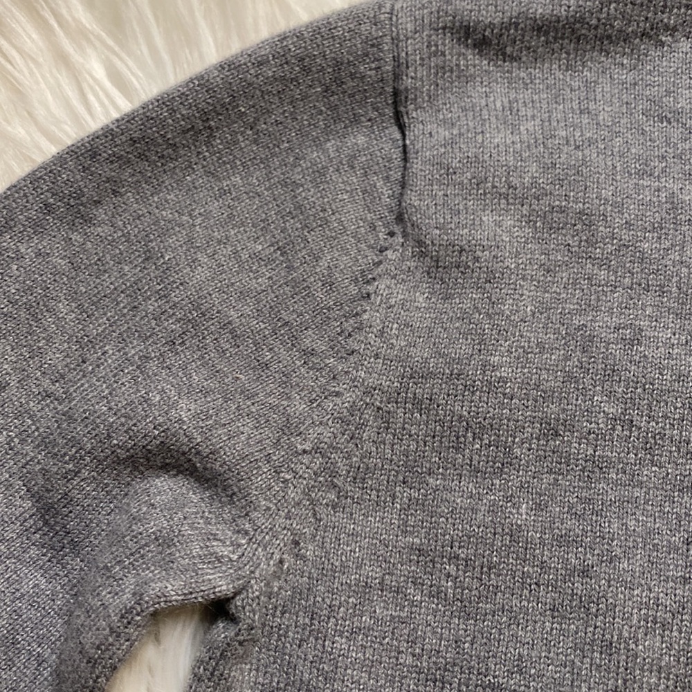 Gap Kids V Neck Sweater - Picture 5 of 6